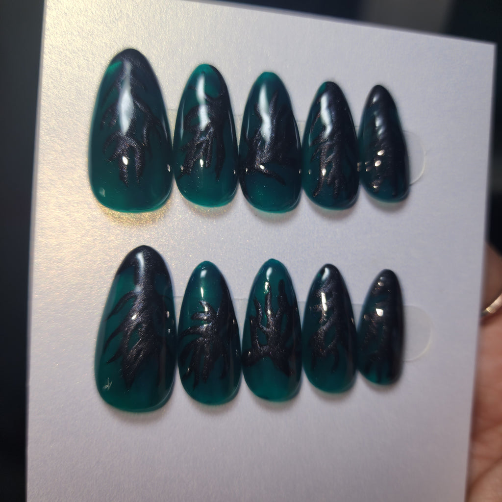 Witchy Black Tree Dark Evergreen Jelly Press-On Nails
