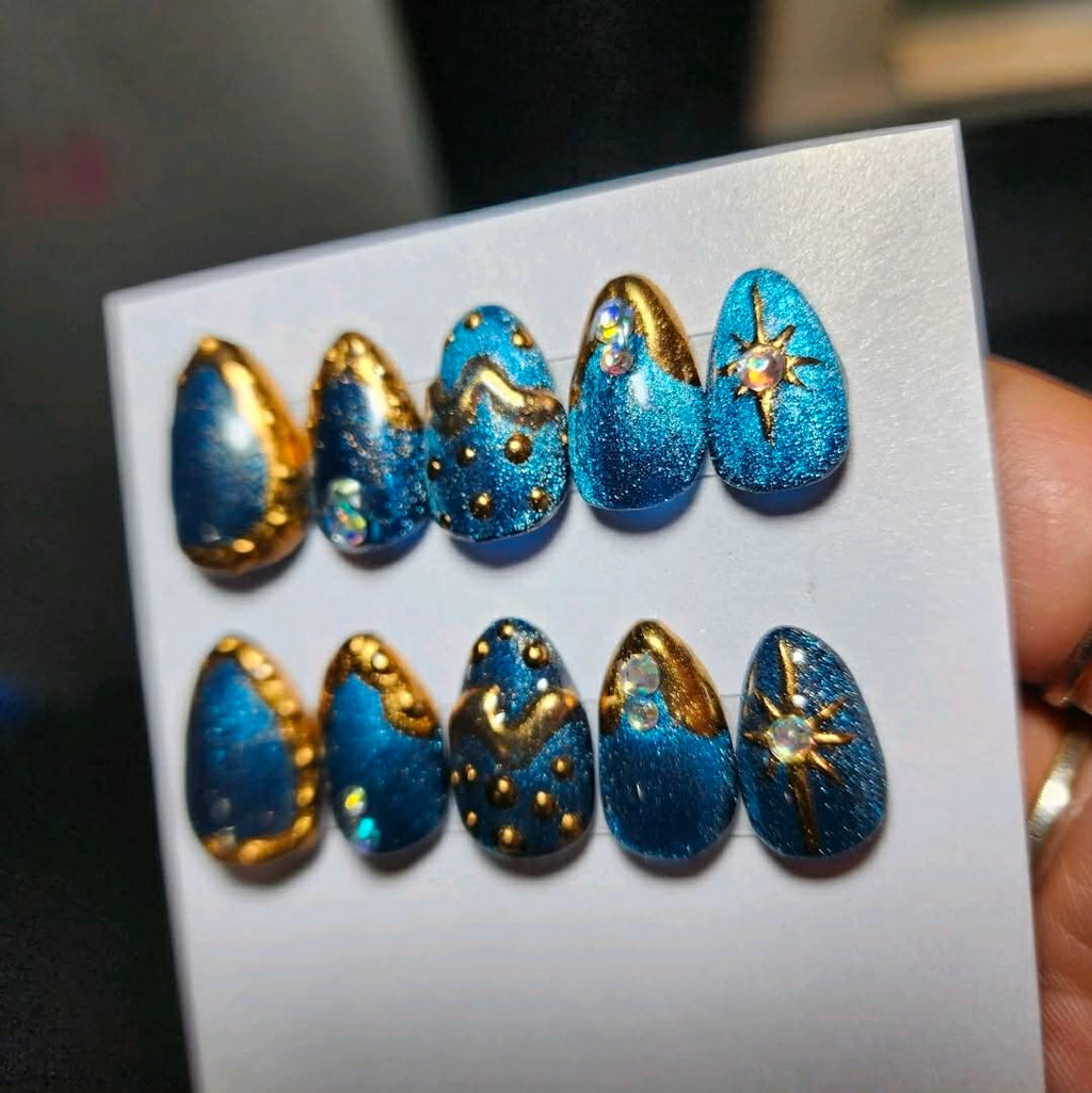 Handmade Royal Blue Cat Eye & Gold Chrome Celestial Press-On Nails | Medium Extra Short Almond