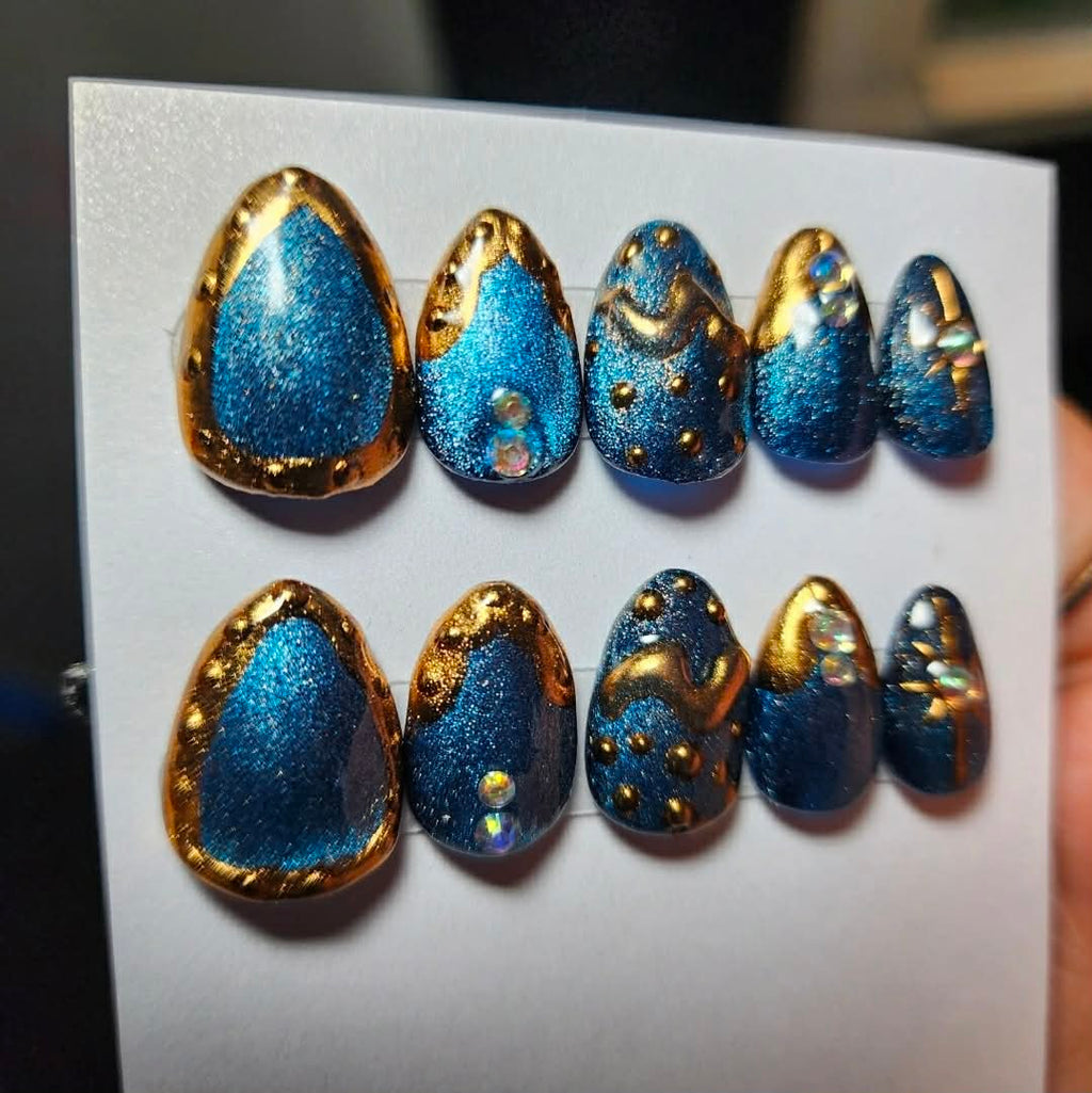 Handmade Royal Blue Cat Eye & Gold Chrome Celestial Press-On Nails | Medium Extra Short Almond