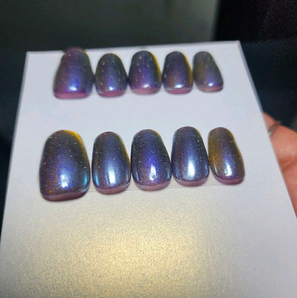 Handmade Mystical Color Shifting Gel Press-On Nails | Purple to Gold | Medium Coffin
