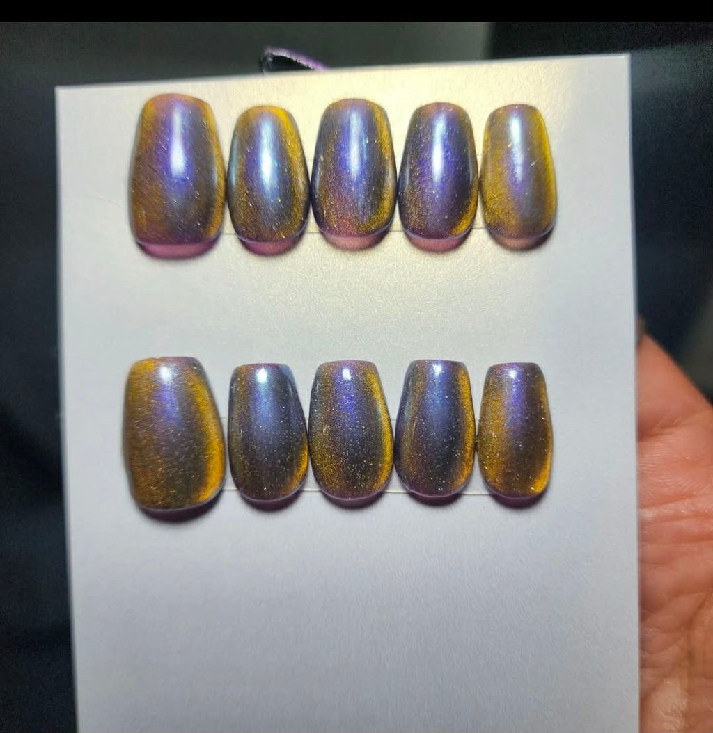 Handmade Mystical Color Shifting Gel Press-On Nails | Purple to Gold | Medium Coffin
