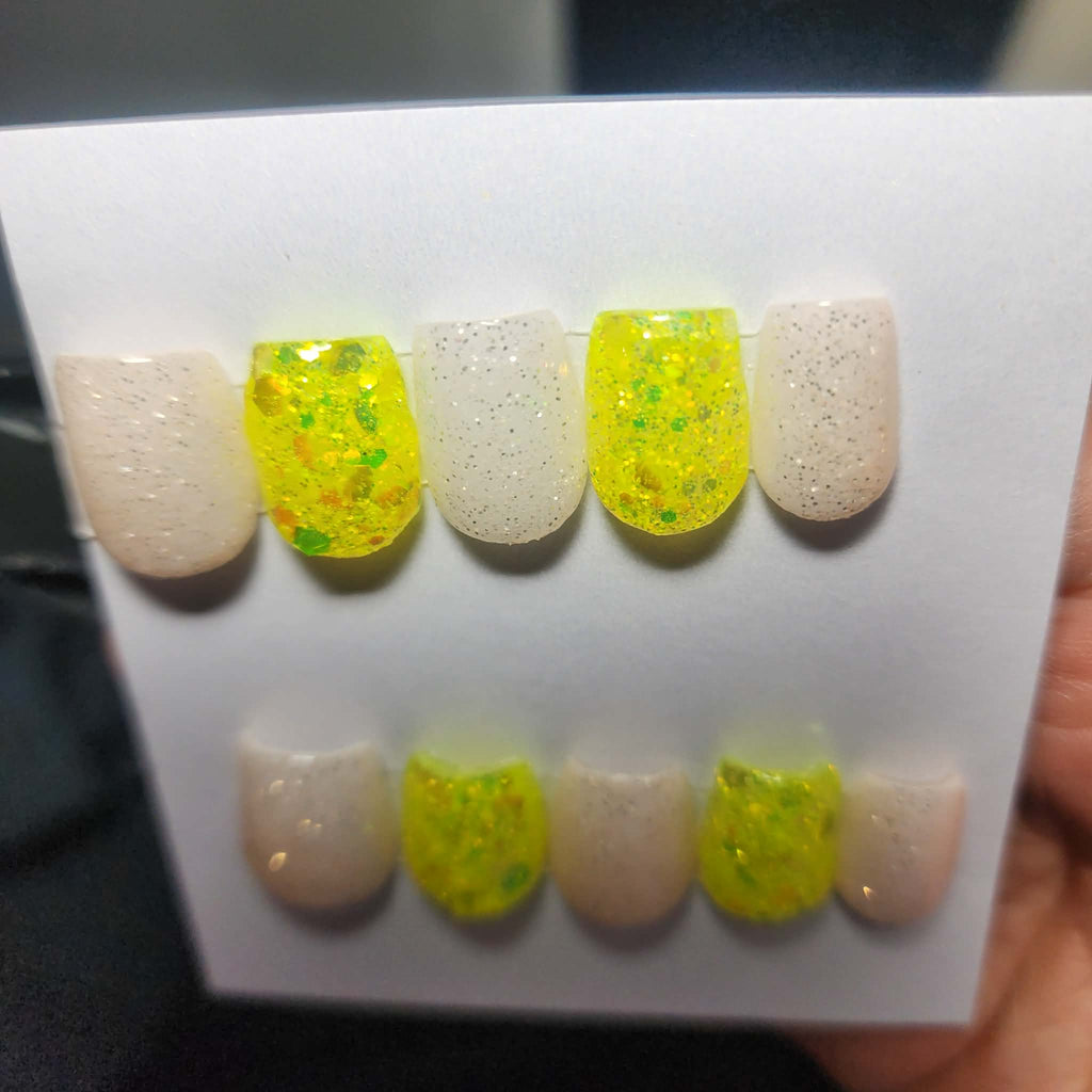 Handmade Lemon Drop Glitter Acrylic Press-On Nails | Medium Extra Short Square