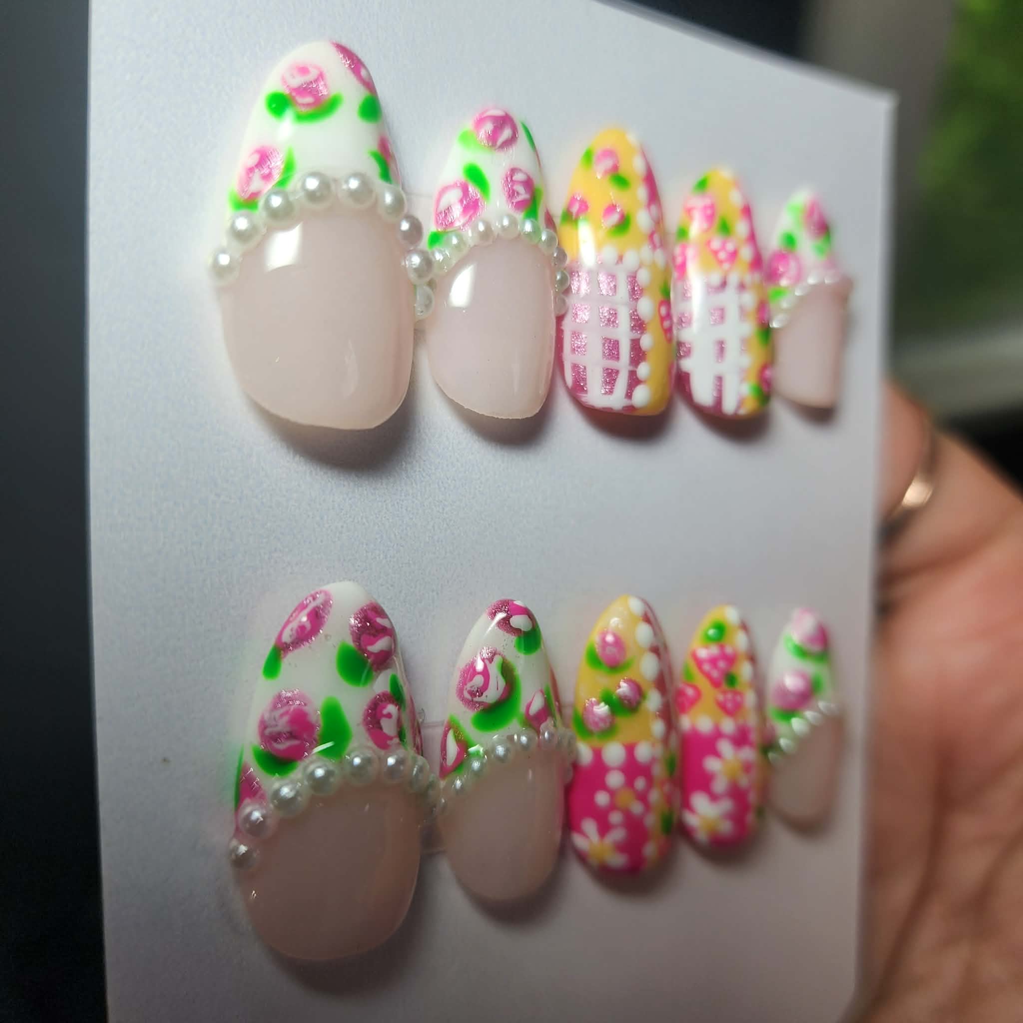 Handmade Summery Strawberry Croquette Press-On Nails | Medium Almond