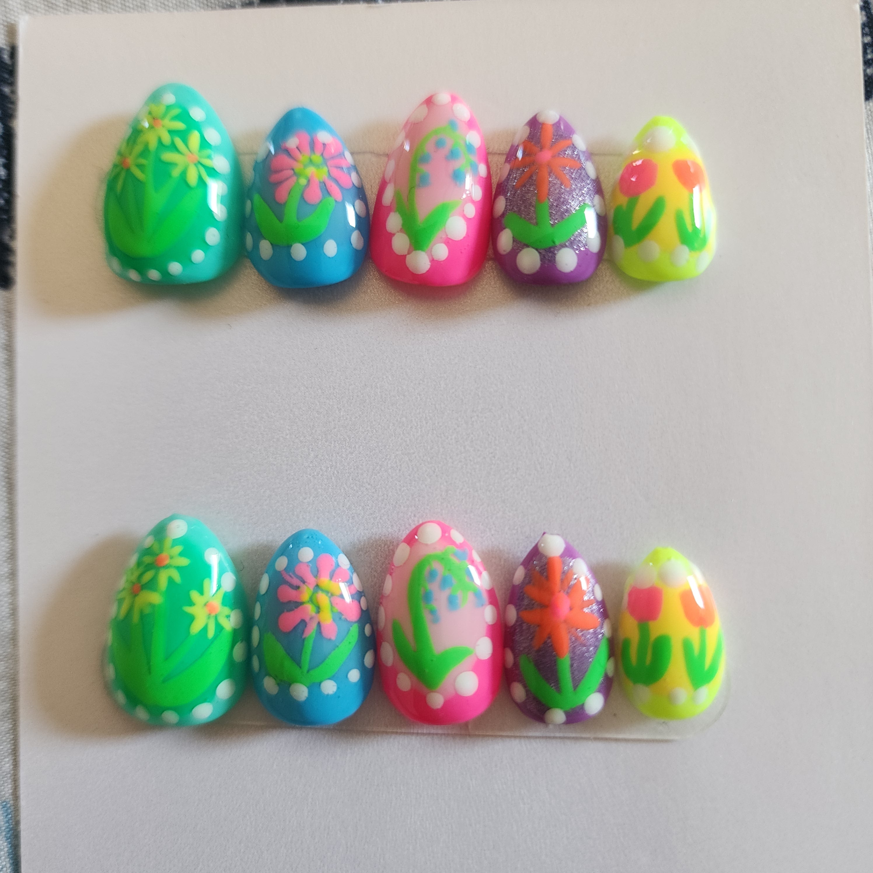 Handmade Neon Glow in the Dark Floral Gel Press-On Nails | Medium Extra Short Almond